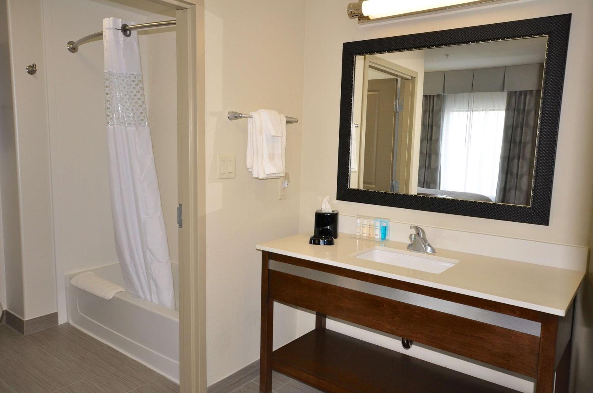 Hotel Hampton And Hutto